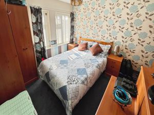 Bedroom- click for photo gallery